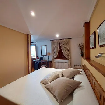 Casa de hóspedes Picos De Europa 2*