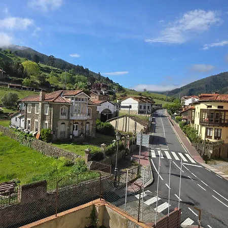 Picos De Europa 2* Потес
