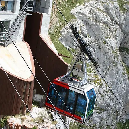 招待所 Picos De Europa 波特斯