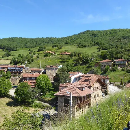 Picos De Europa Гостевой дом 2*