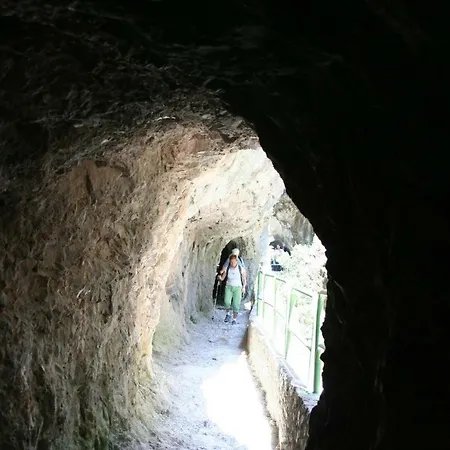 Picos De Europa Потес