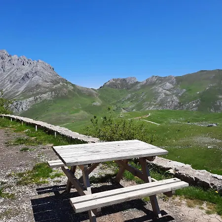 Picos De Europa Потес